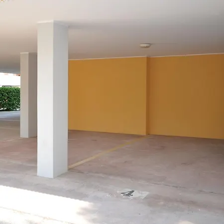 דירה Andrea Doria Seafront ביביונה